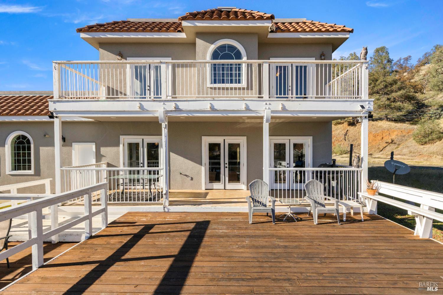 1115 Lakeshore Drive