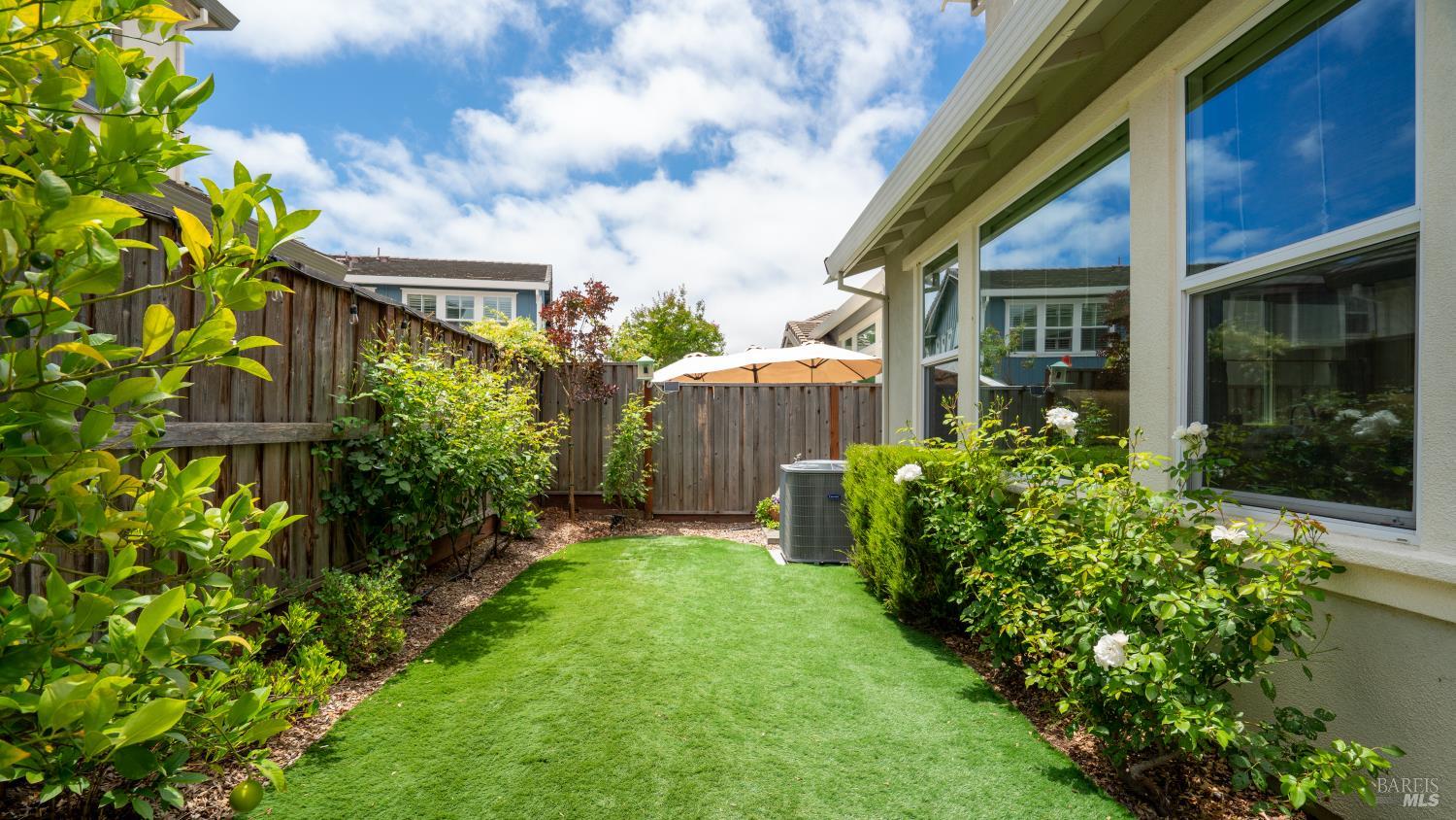 1417 Sylvia Way