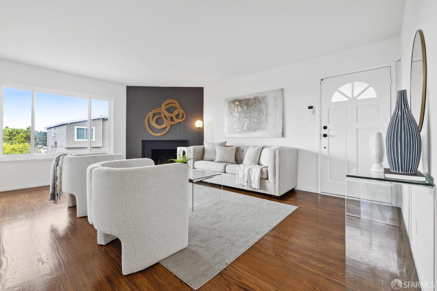 297 Alta Vista Way