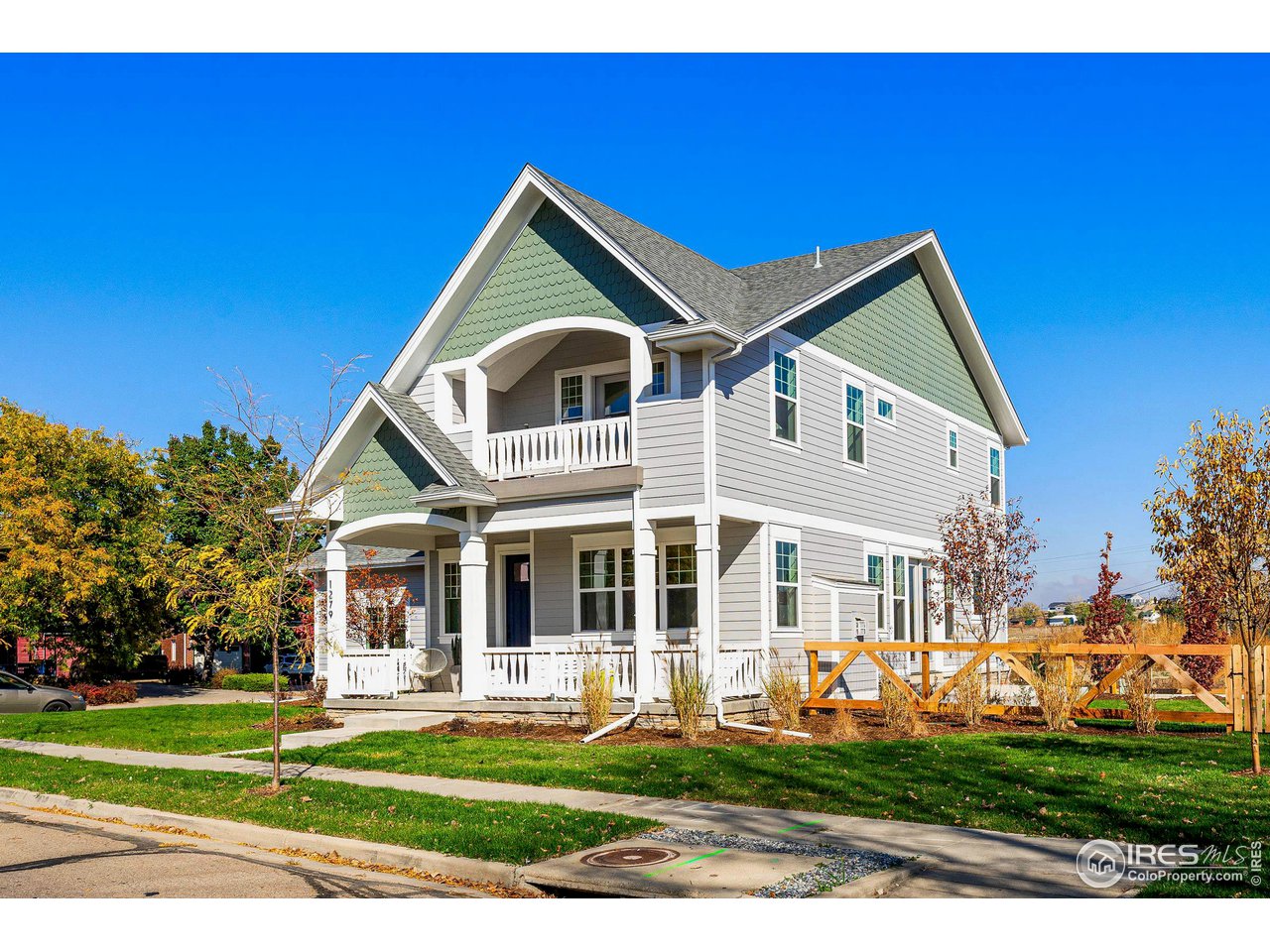 1279 Washburn Ave