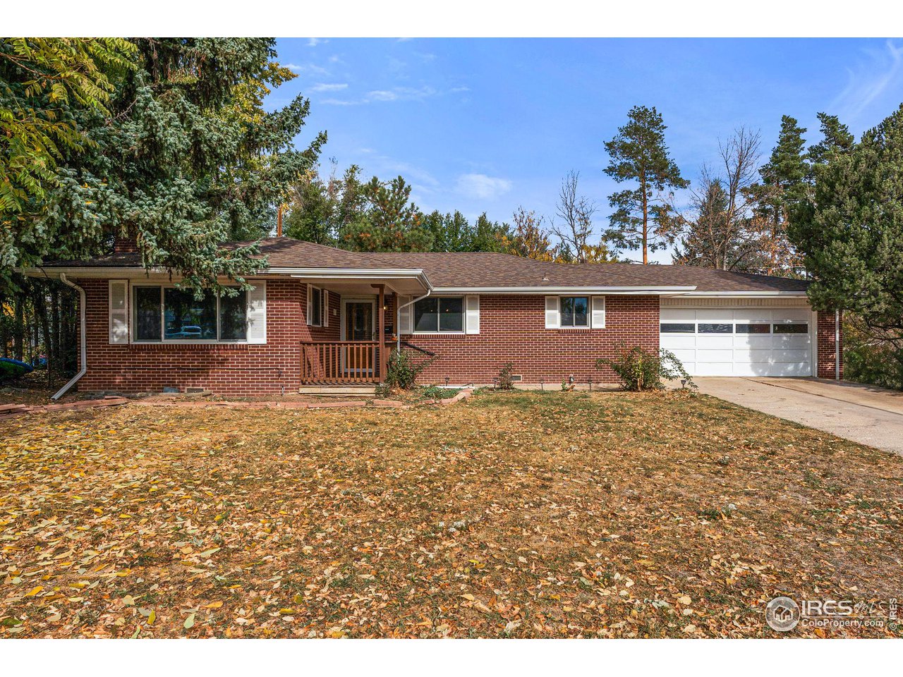 2025 Grape Ave