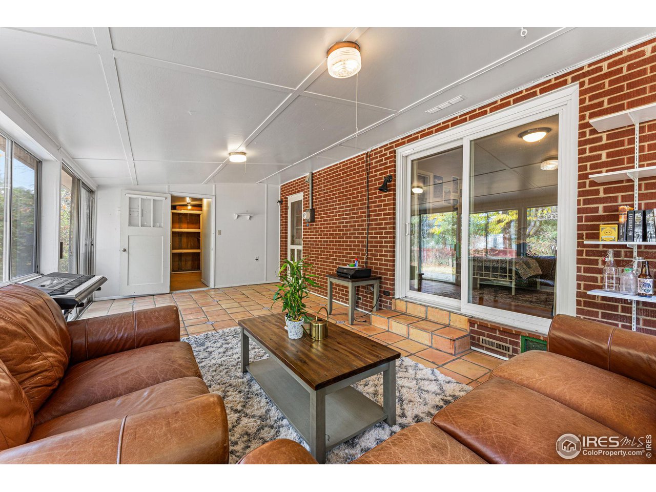 2025 Grape Ave