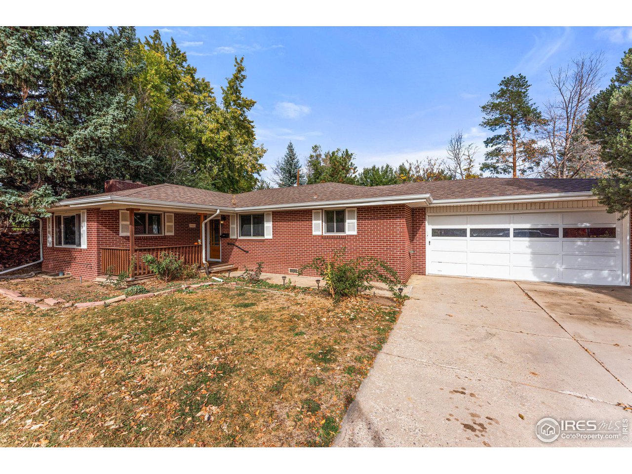2025 Grape Ave