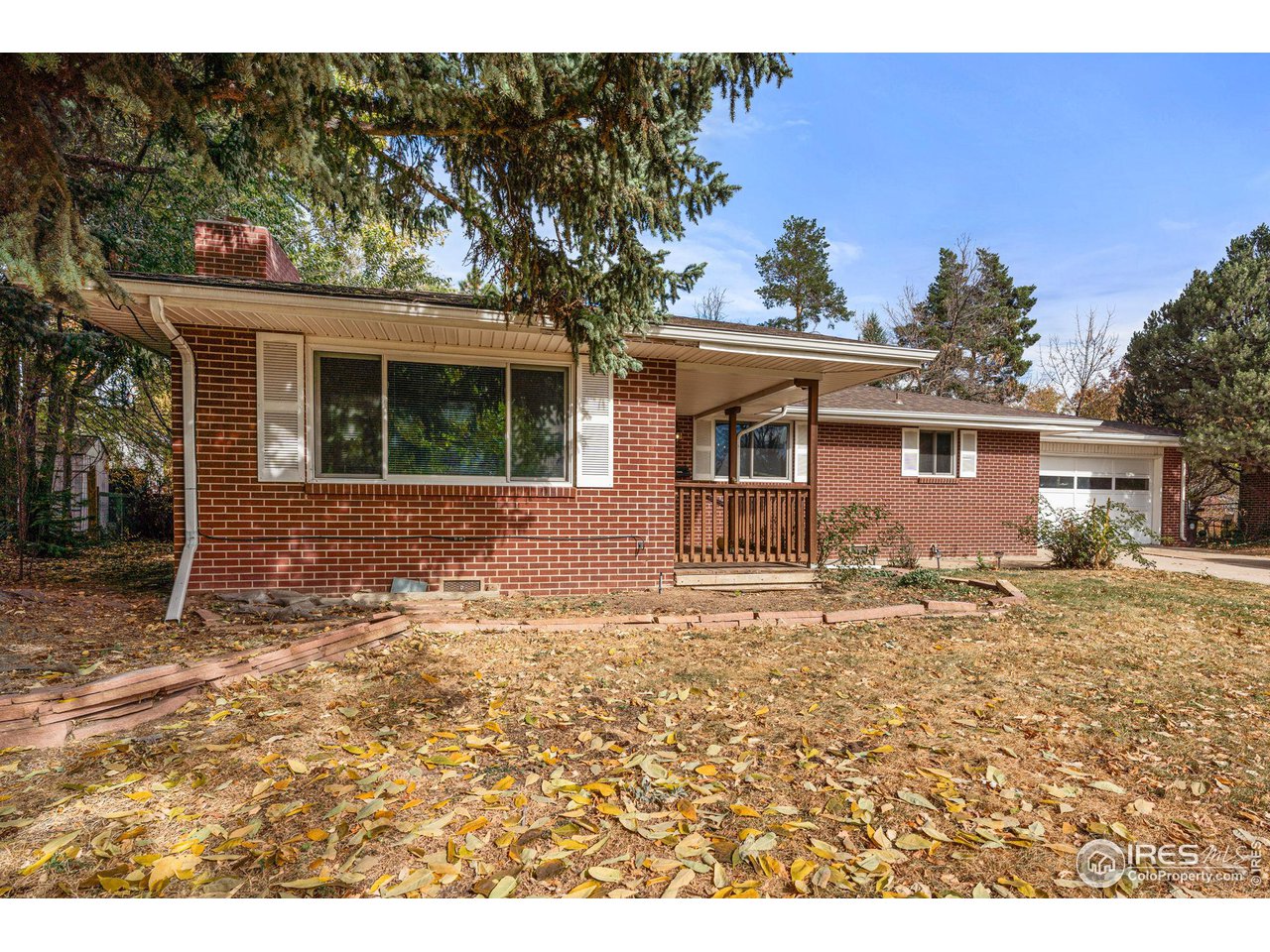 2025 Grape Ave