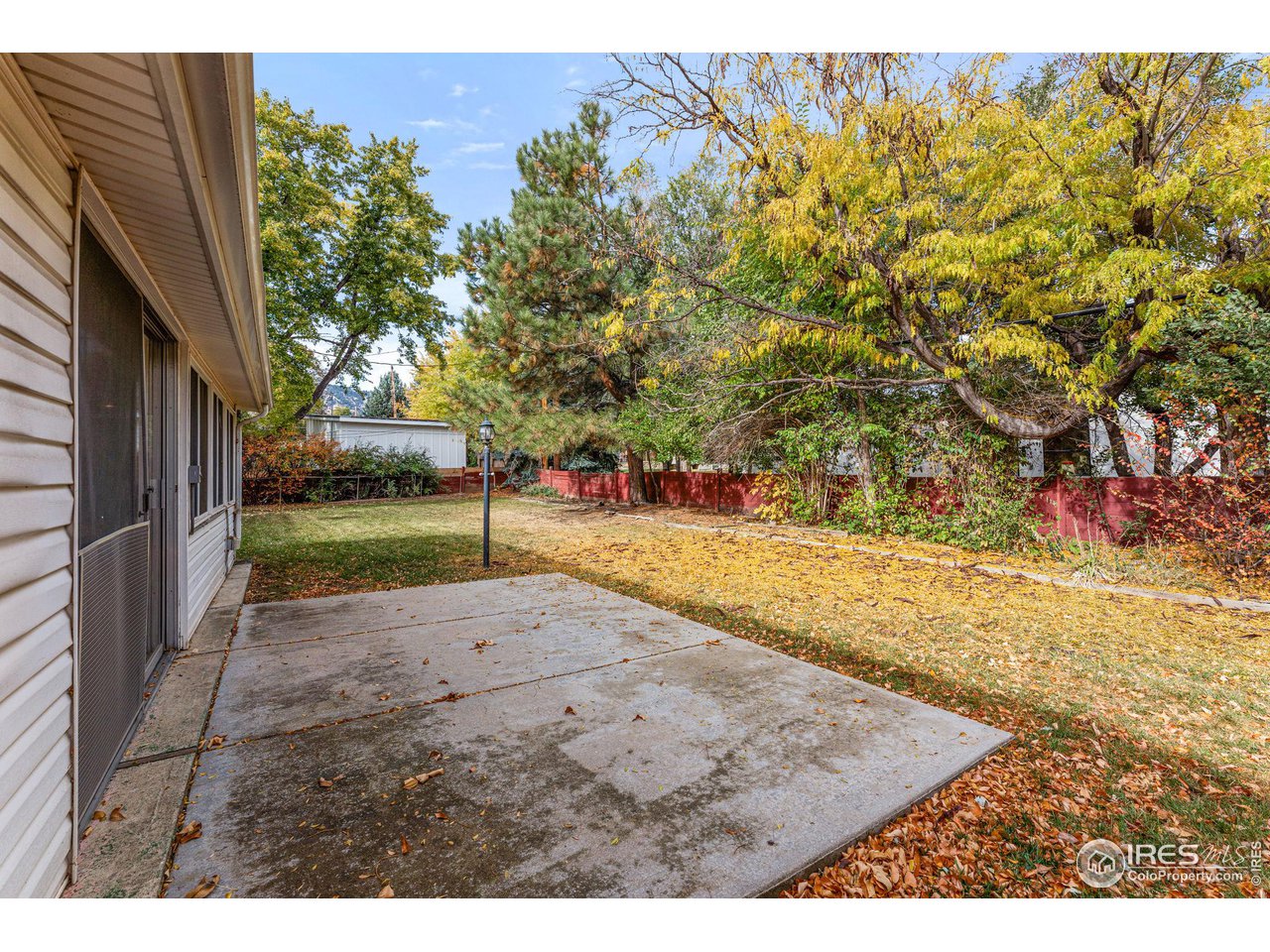 2025 Grape Ave