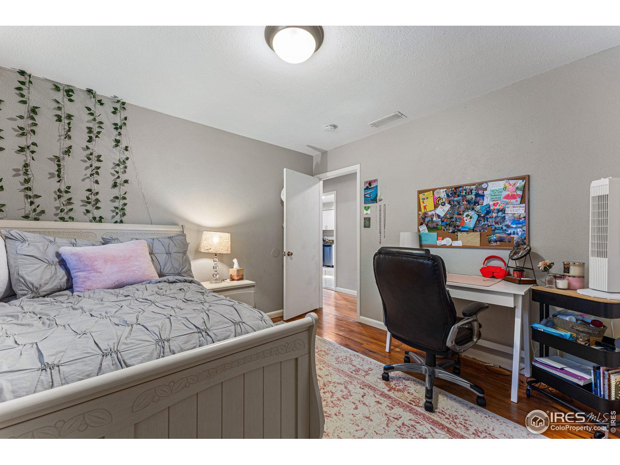 2025 Grape Ave