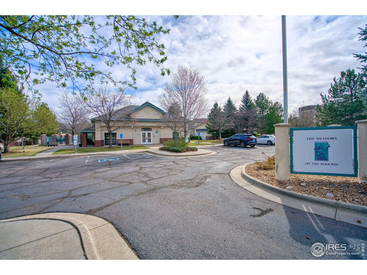 550 Mohawk Dr 67