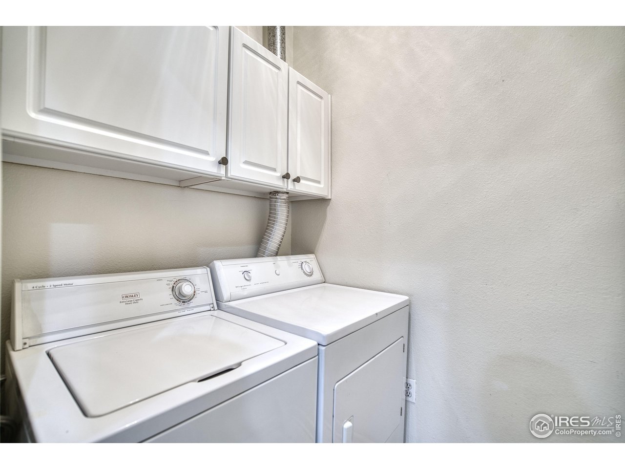 550 Mohawk Dr 67