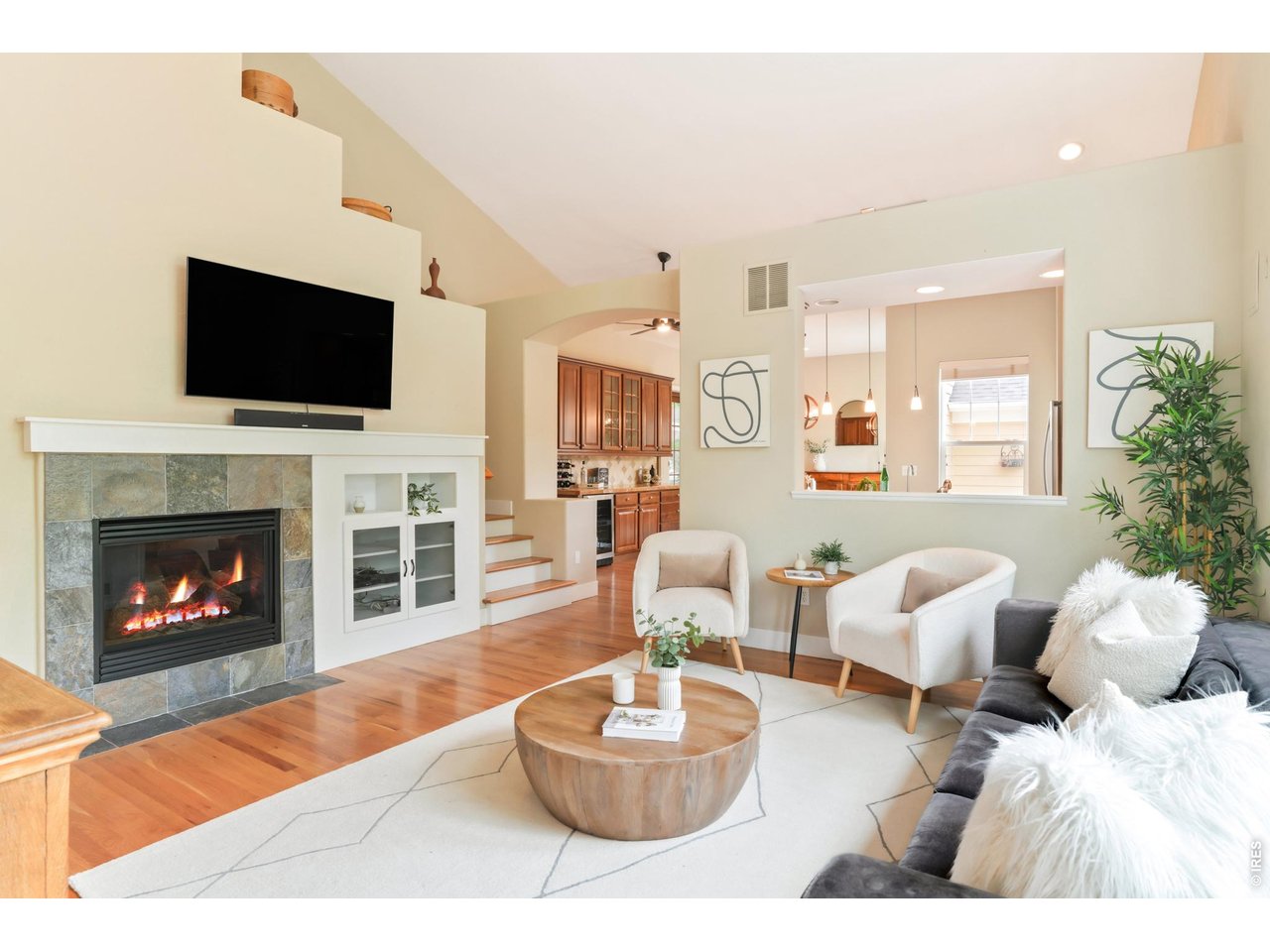 2954 Shoshone Trl
