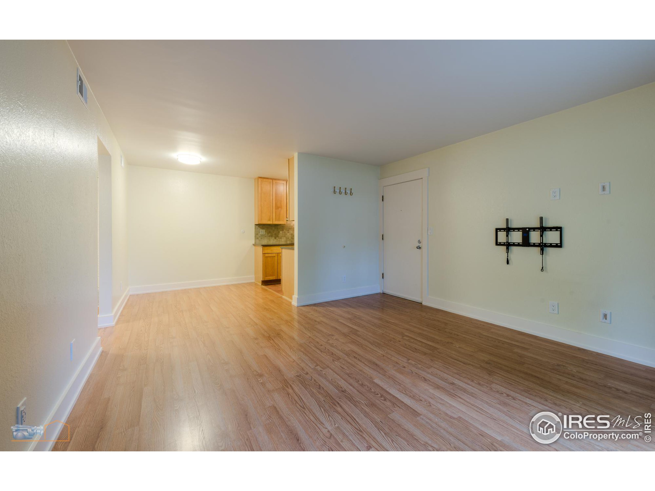 3250 Oneal Cir B-14