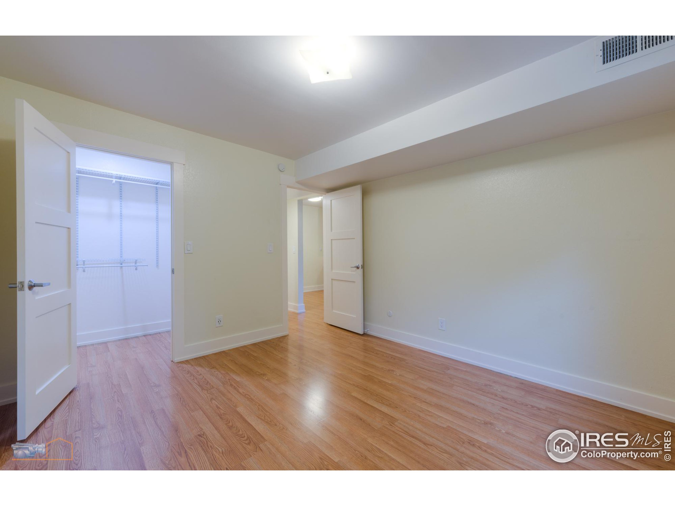 3250 Oneal Cir B-14