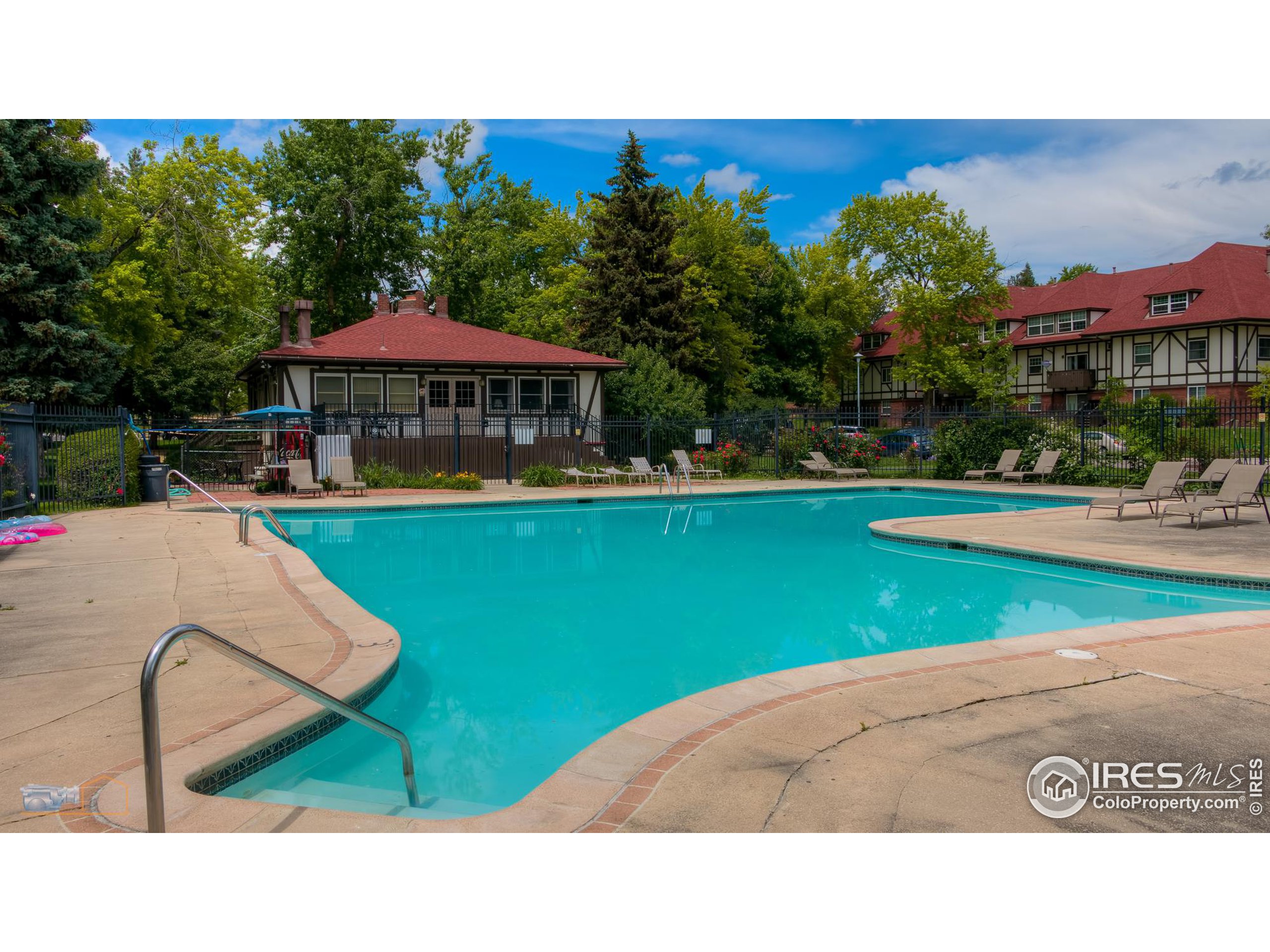 3250 Oneal Cir B-14