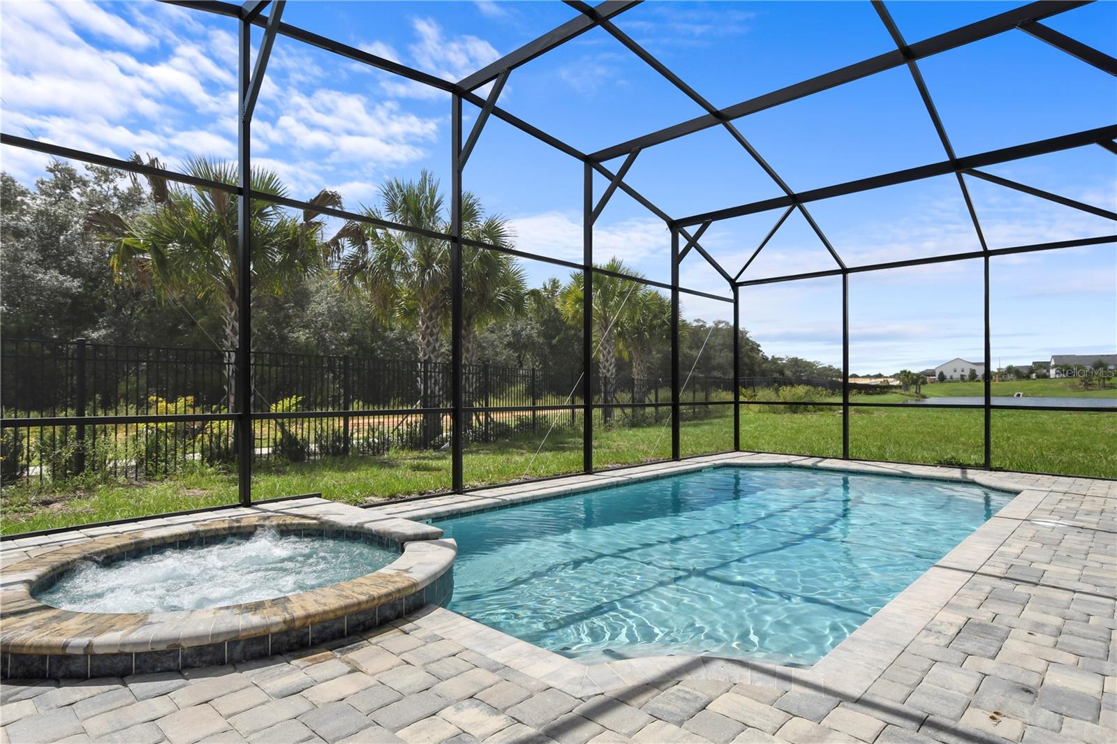 1582 MERMAID COVE WAY