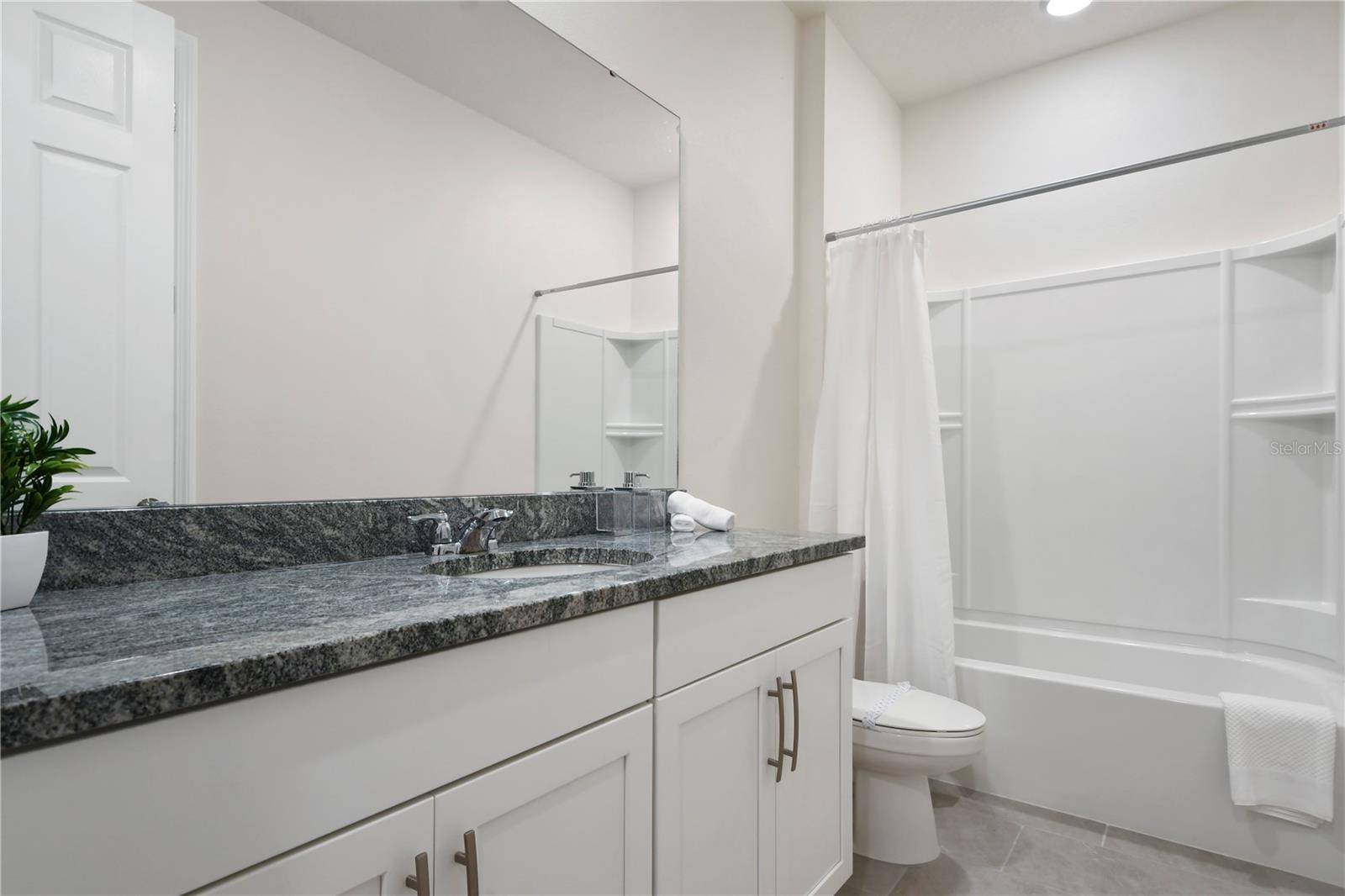 1582 MERMAID COVE WAY