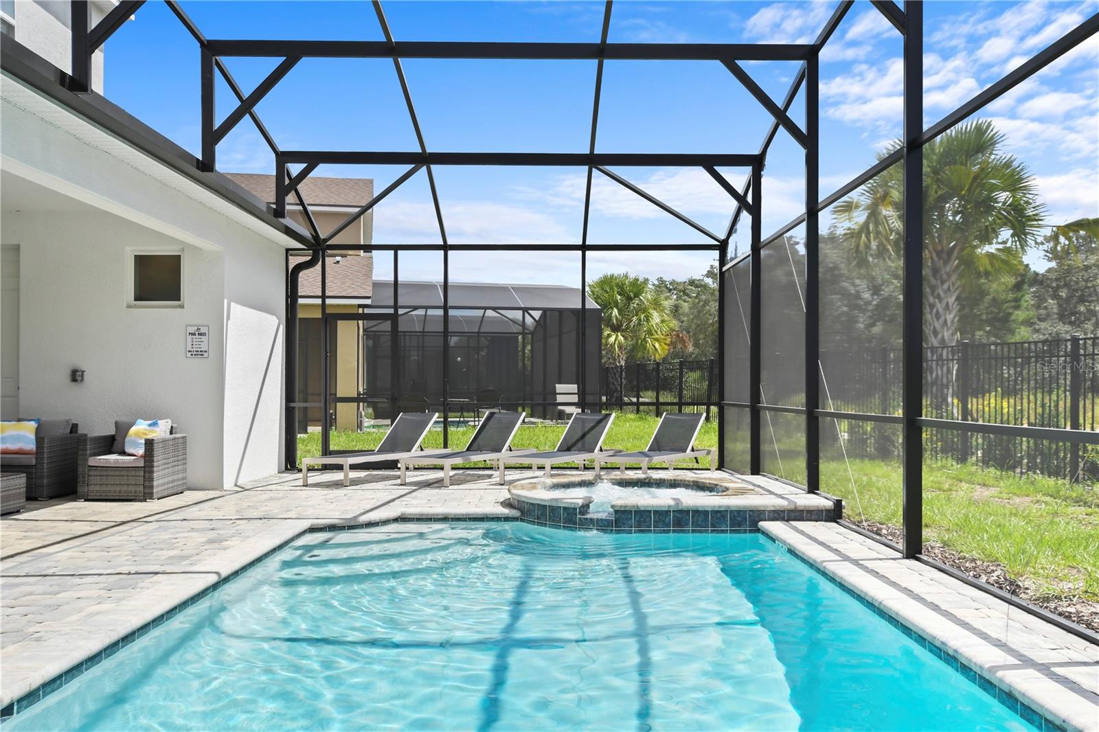 1582 MERMAID COVE WAY