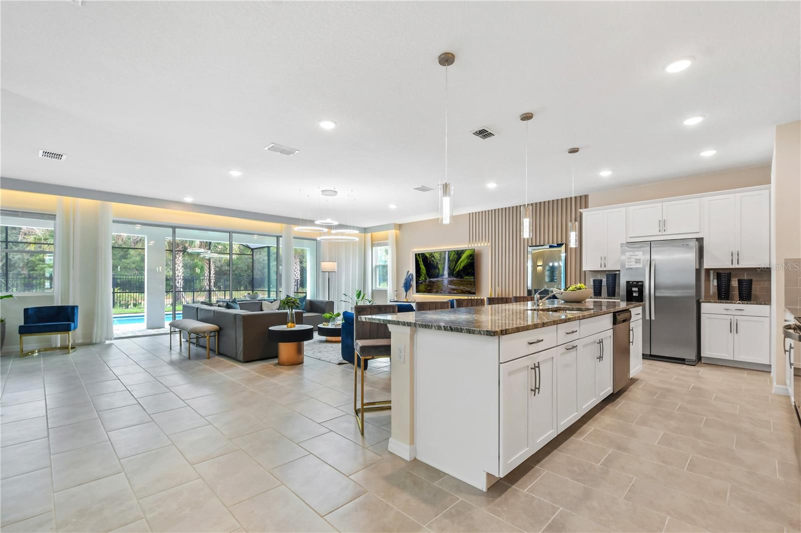 1582 MERMAID COVE WAY