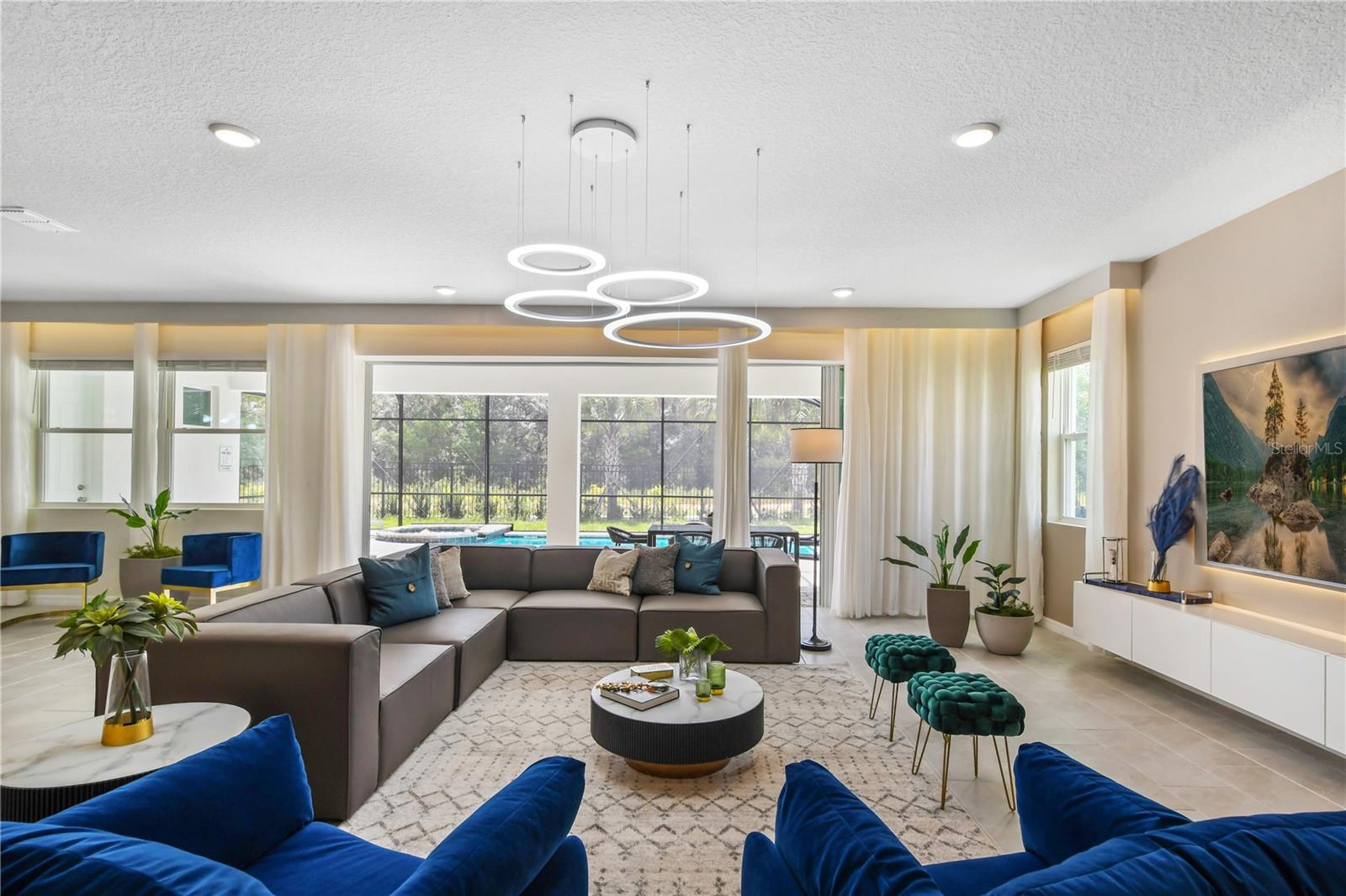 1582 MERMAID COVE WAY
