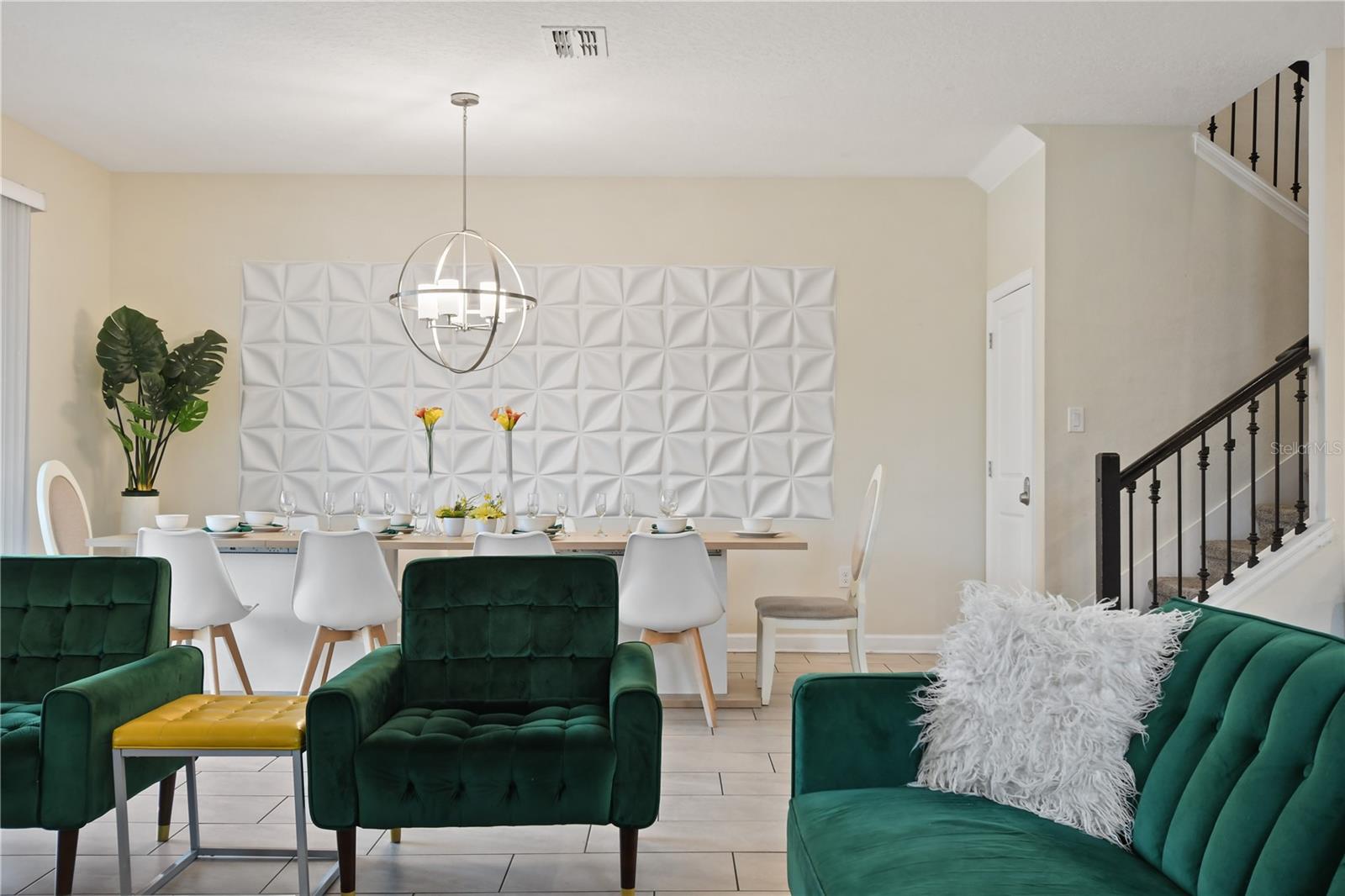 8834 CABOT CLIFFS DR