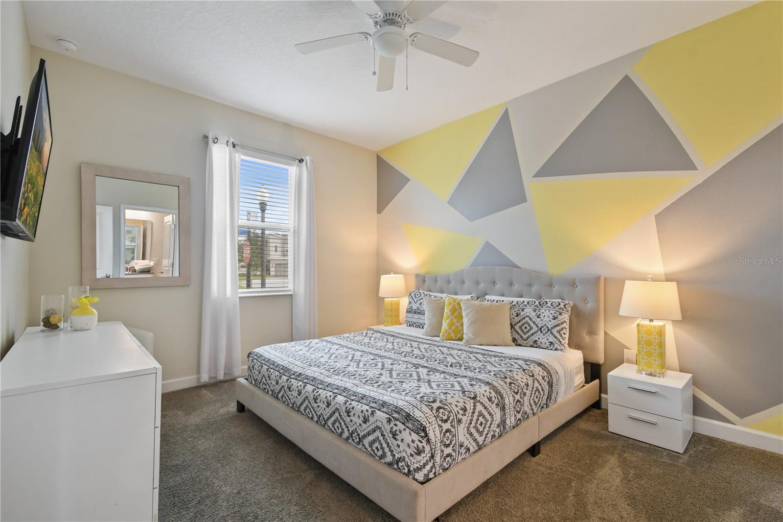 8834 CABOT CLIFFS DR