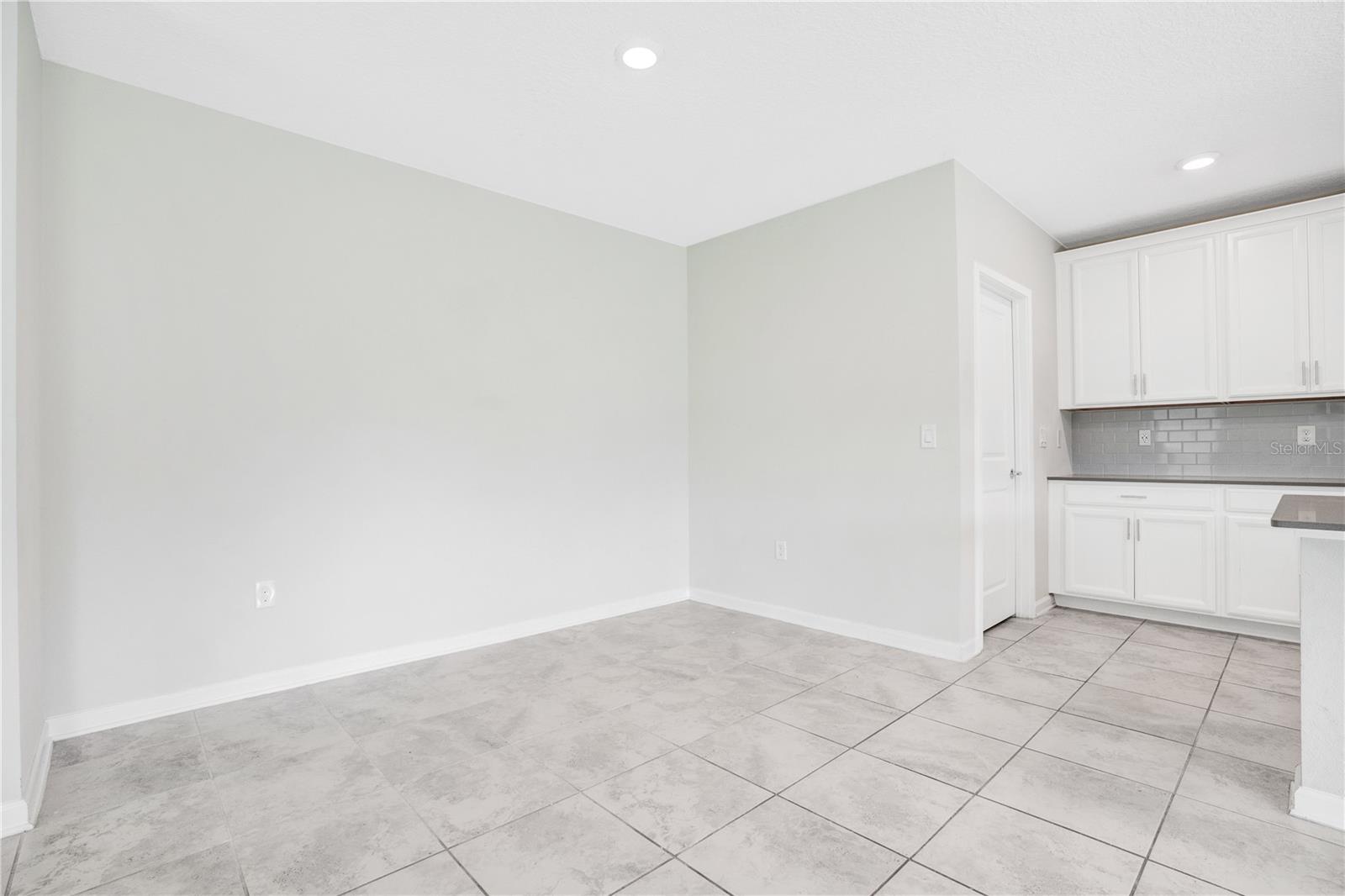 2844 ALDER BERRY BLVD