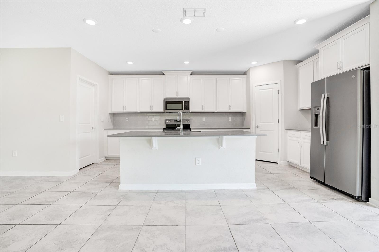 2844 ALDER BERRY BLVD