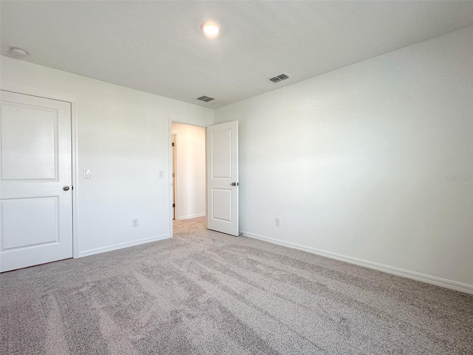 2115 DERWENT DR