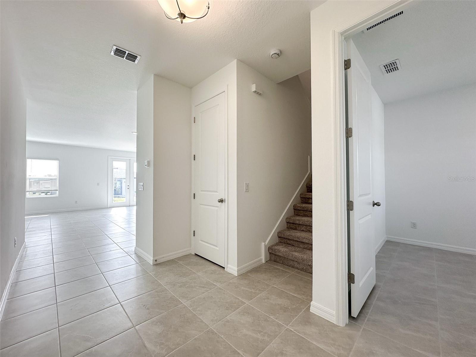 2115 DERWENT DR