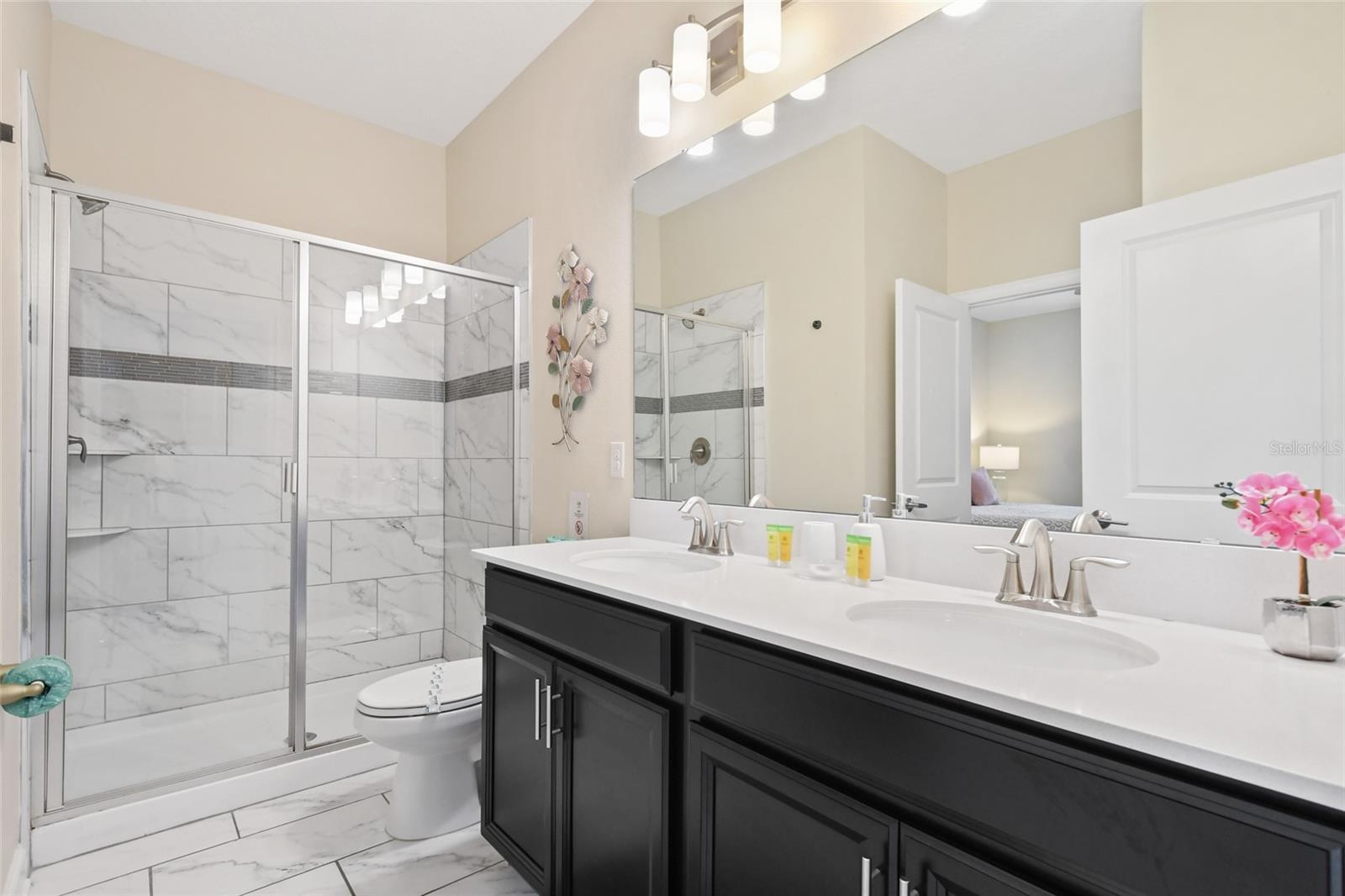 8842 CABOT CLIFFS DR