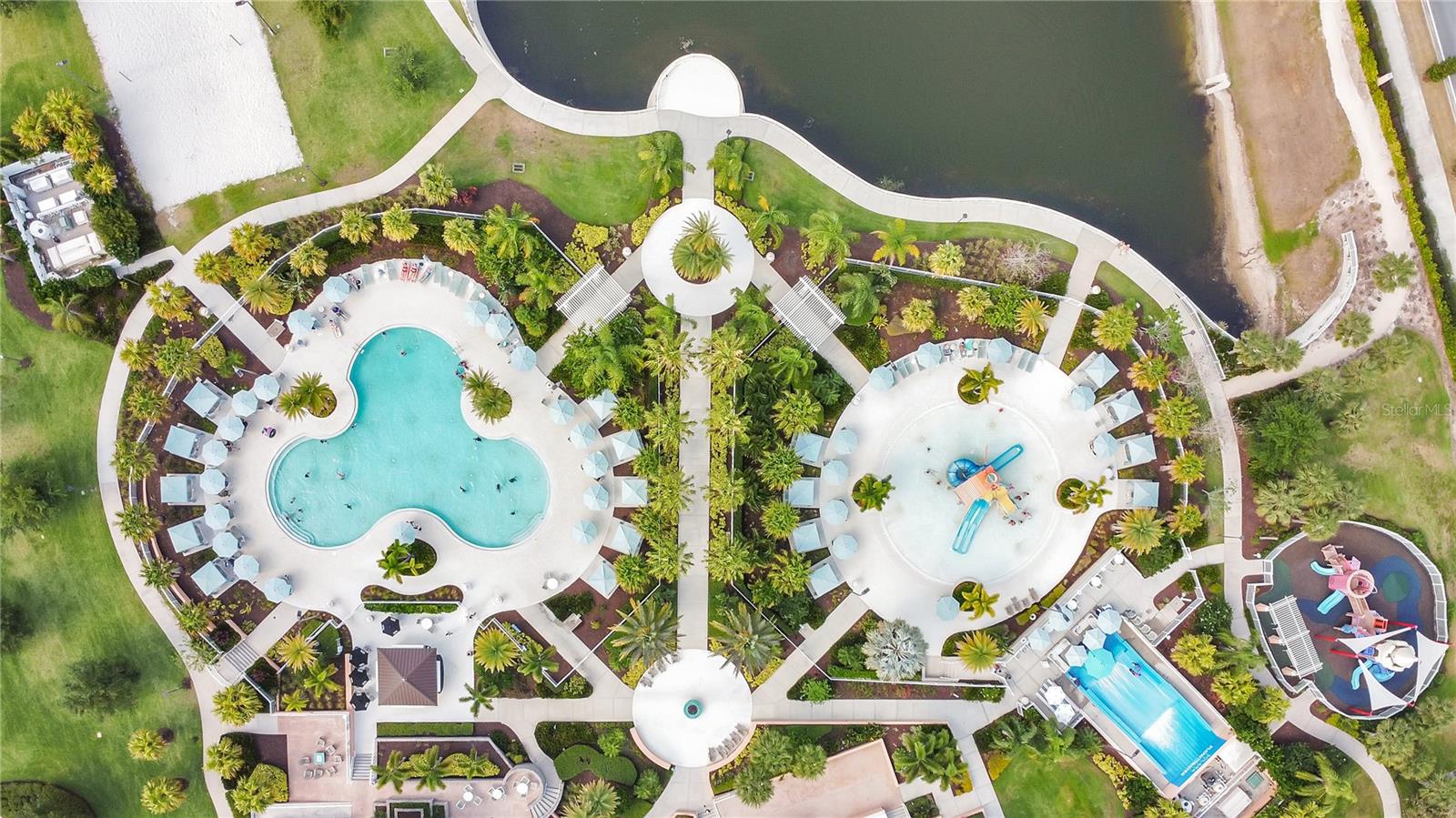 8951 AMELIA DOWNS TRL