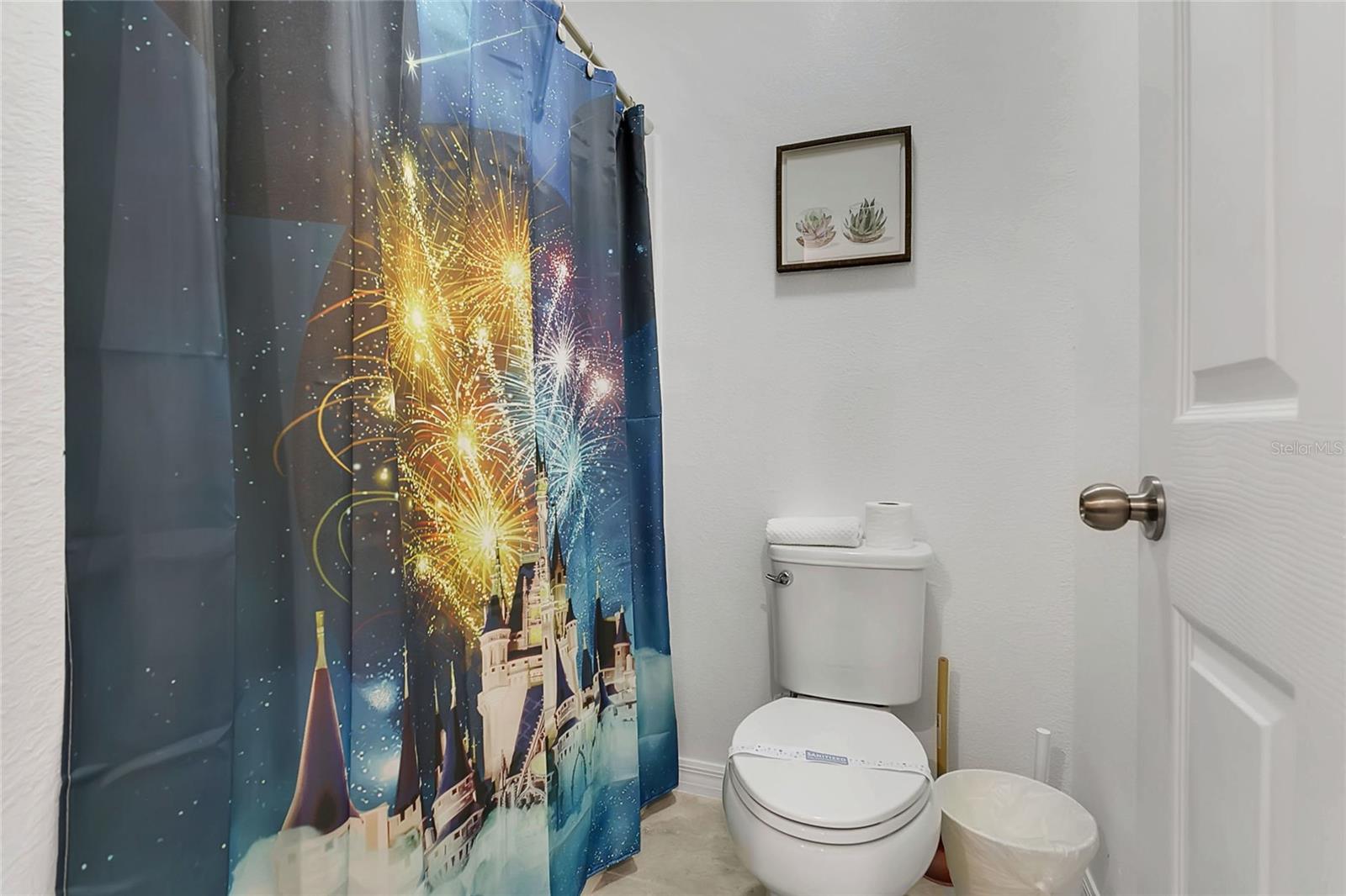 8951 AMELIA DOWNS TRL