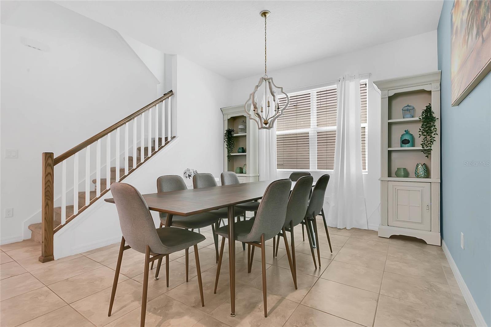 8951 AMELIA DOWNS TRL