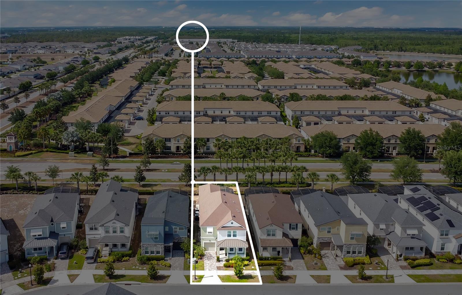 8951 AMELIA DOWNS TRL