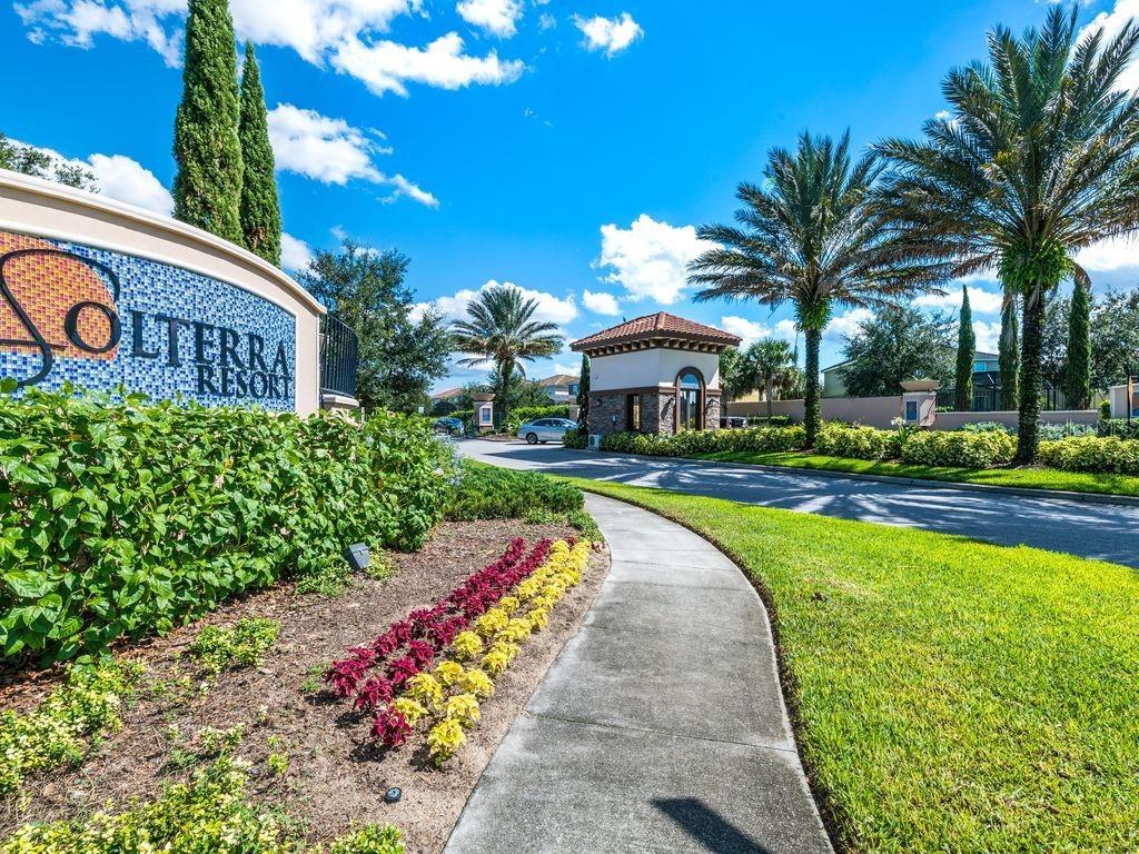 7224 OAKMOSS LOOP