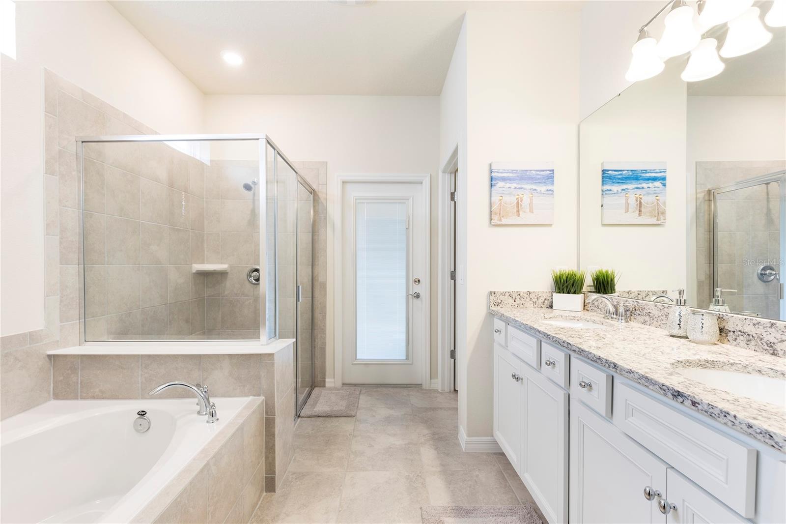 7224 OAKMOSS LOOP