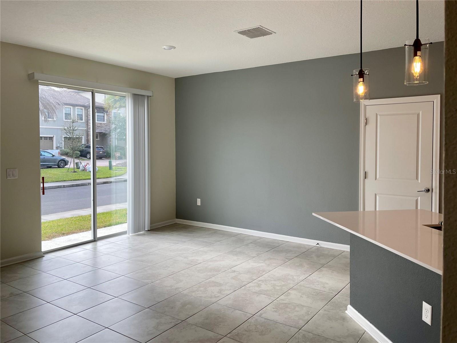 1336 SHINNECOCK HILLS DR