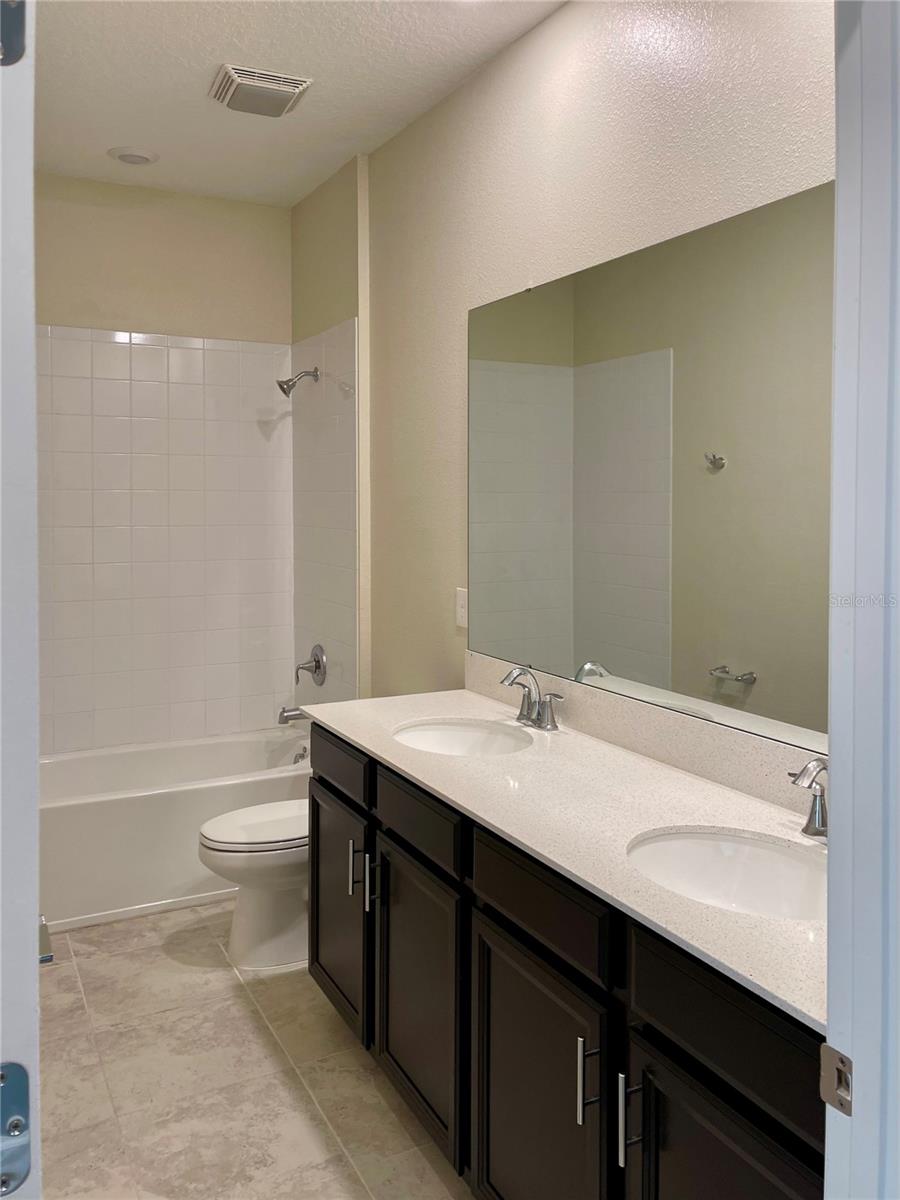 1336 SHINNECOCK HILLS DR