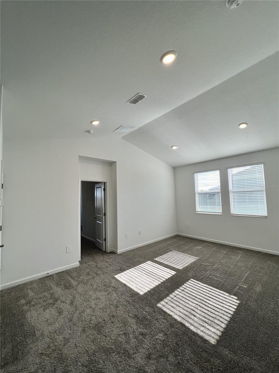 13921 TITLE WAY