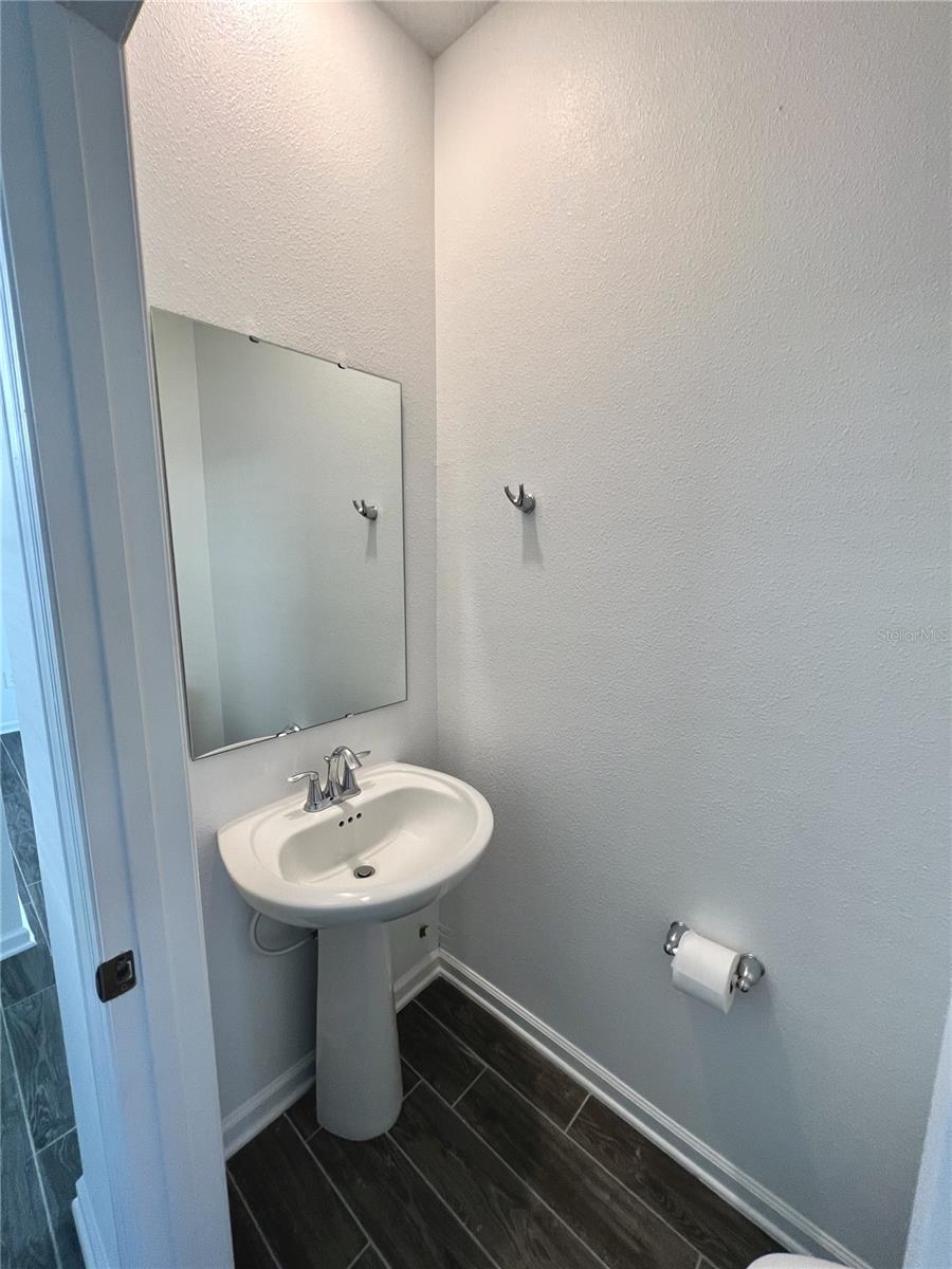 13921 TITLE WAY
