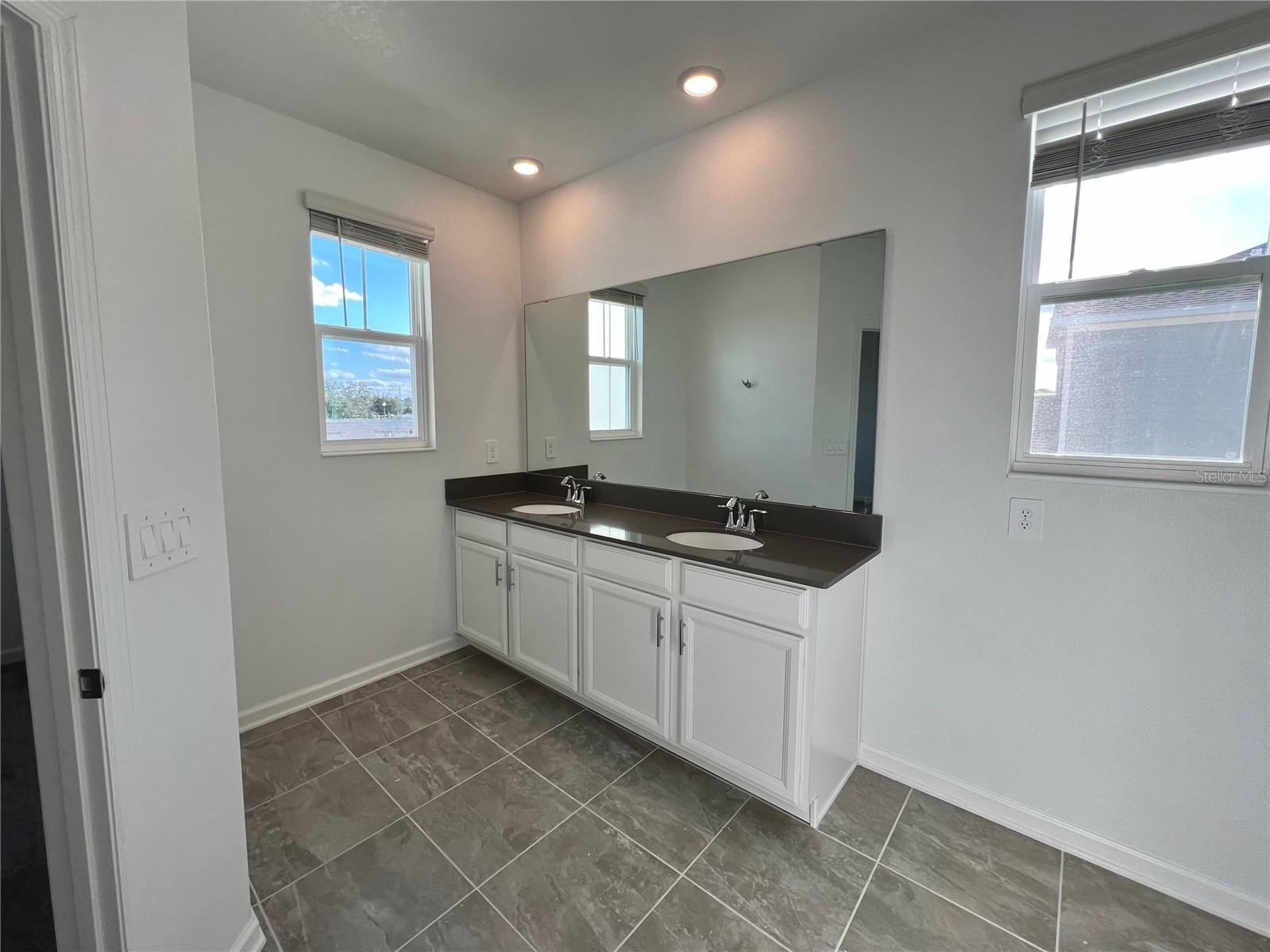 13921 TITLE WAY