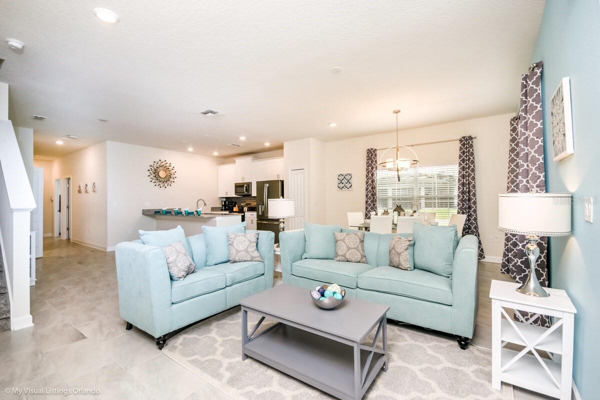 9007 STINGER DR