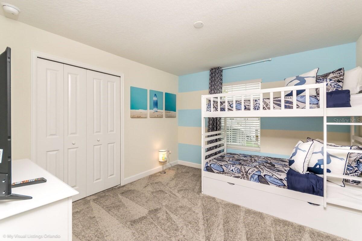 9007 STINGER DR
