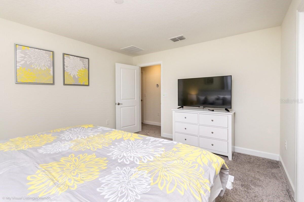 9007 STINGER DR