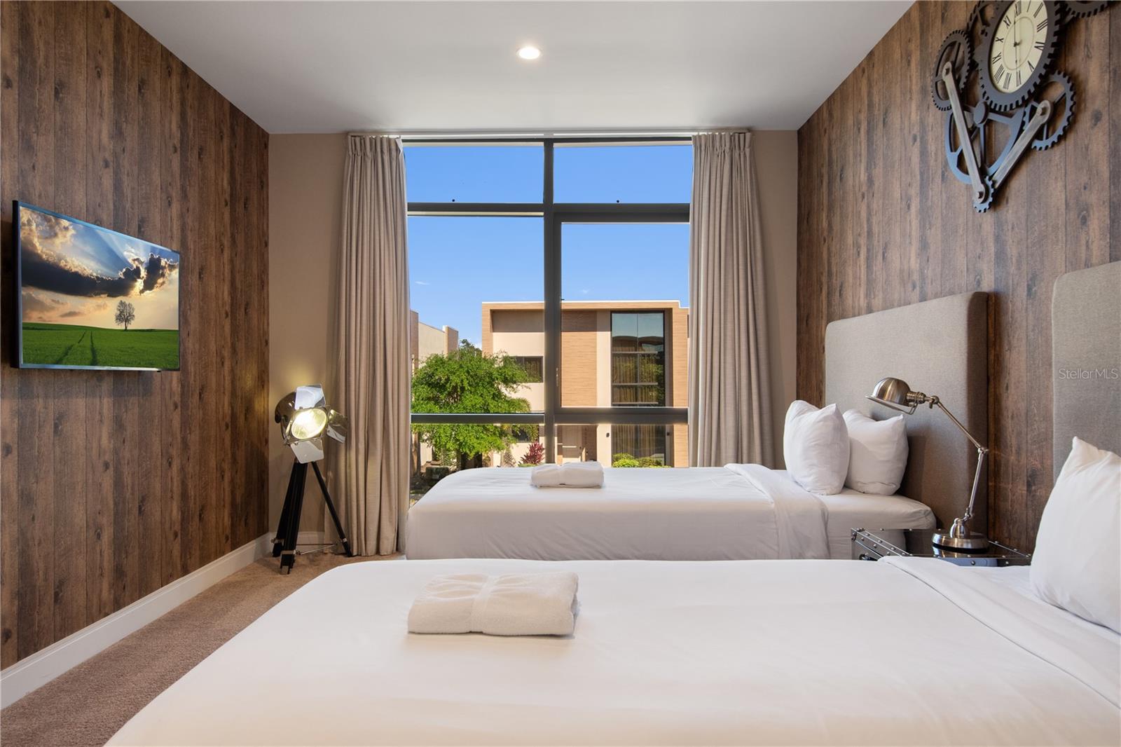 3056 ROCKEFELLER WAY