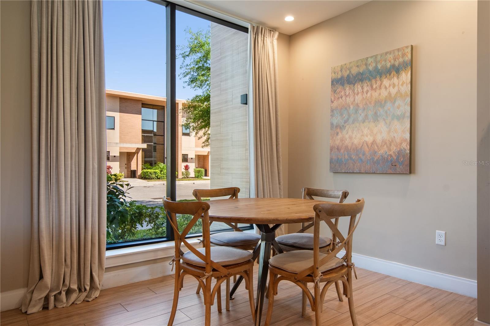 3056 ROCKEFELLER WAY