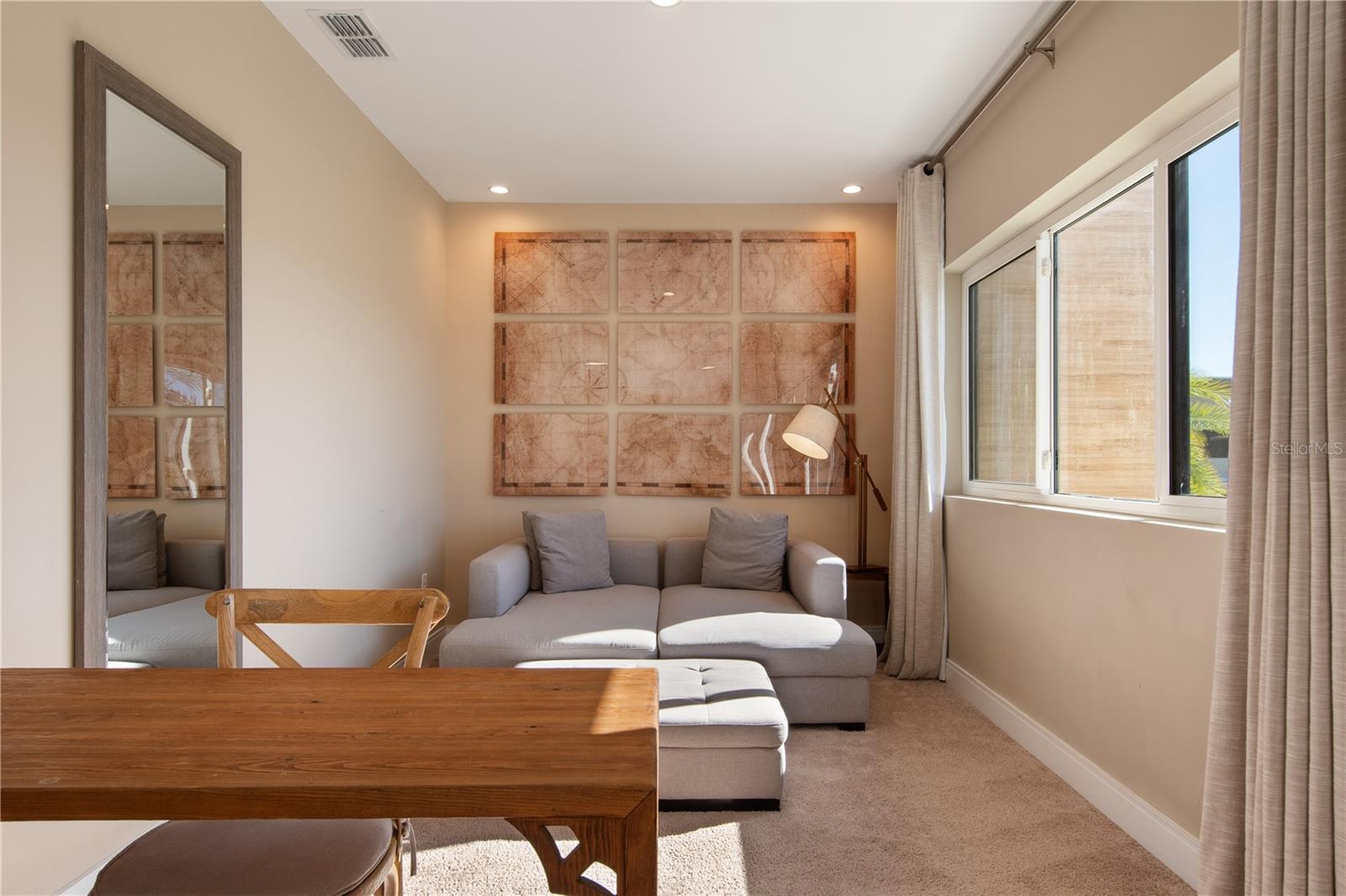 3056 ROCKEFELLER WAY