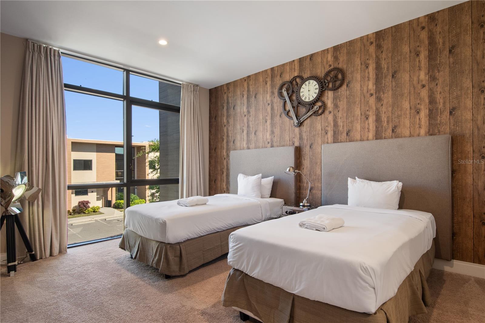 3056 ROCKEFELLER WAY