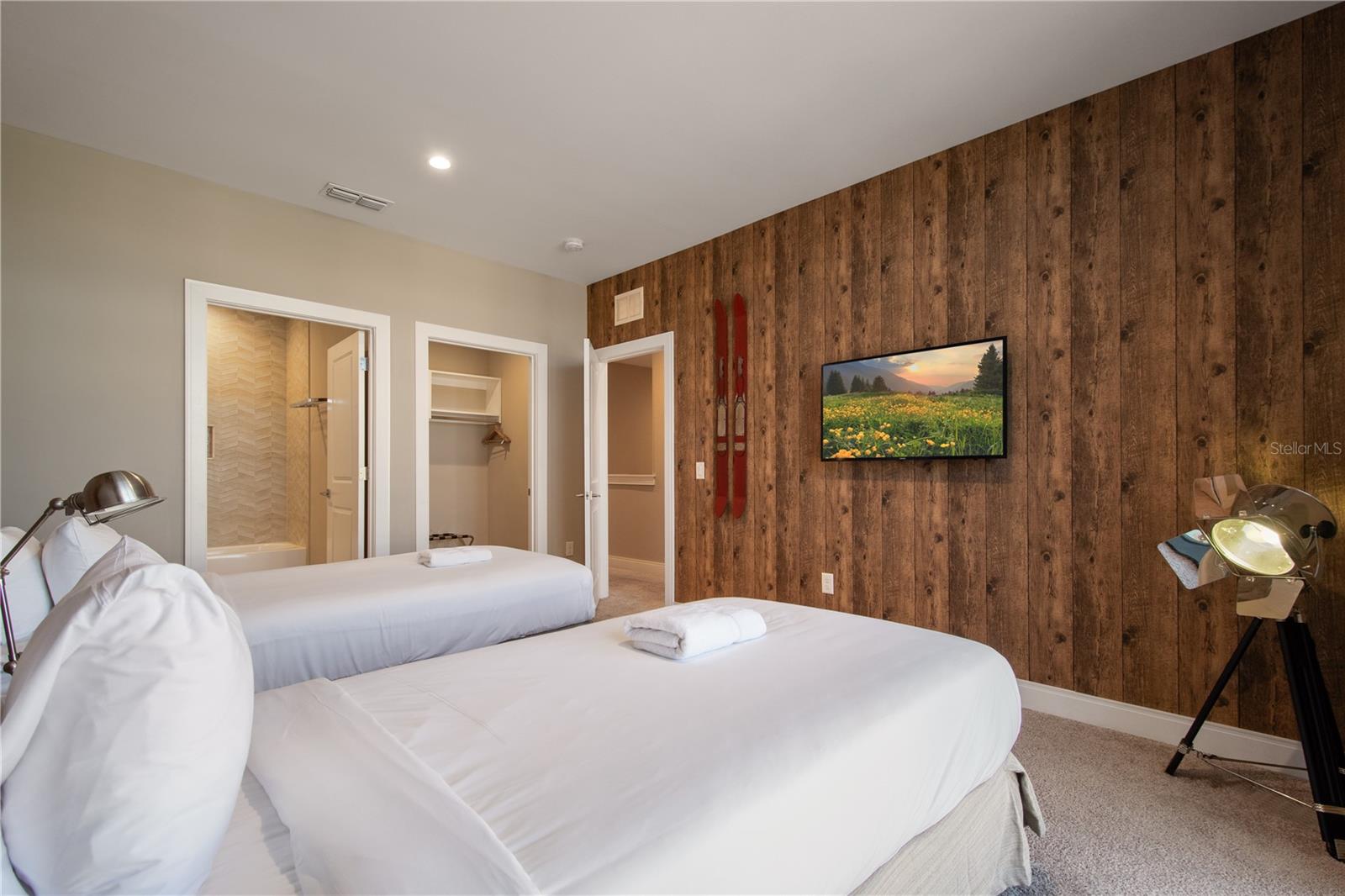 3056 ROCKEFELLER WAY