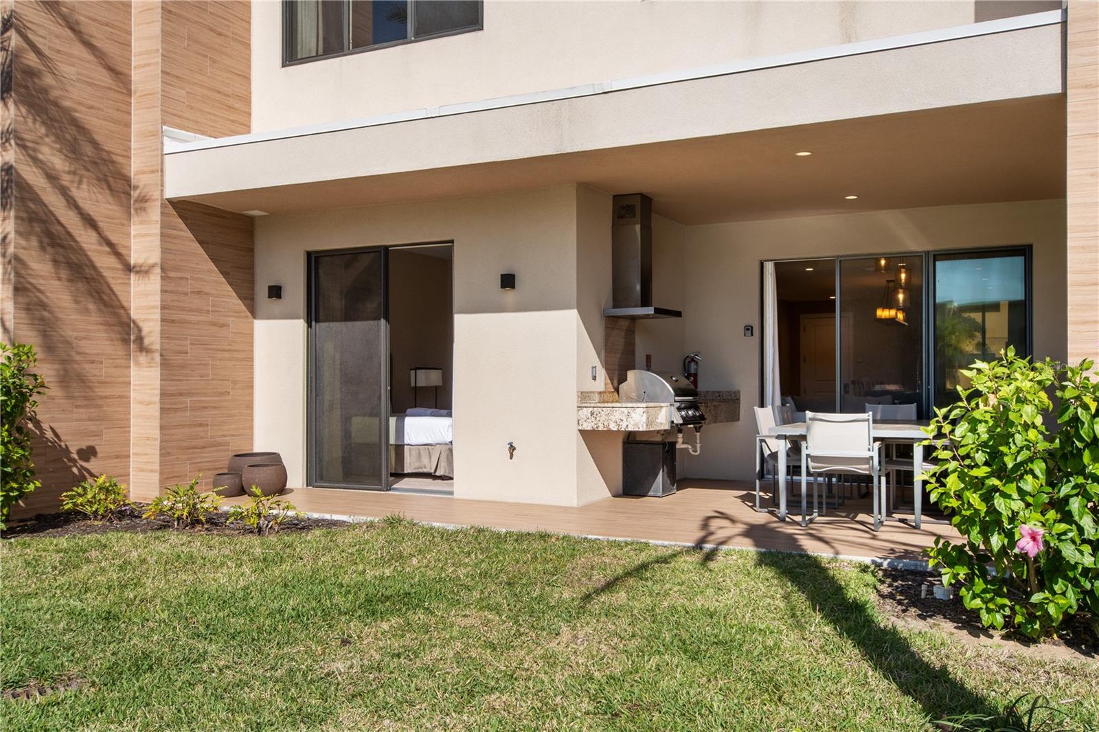 3056 ROCKEFELLER WAY