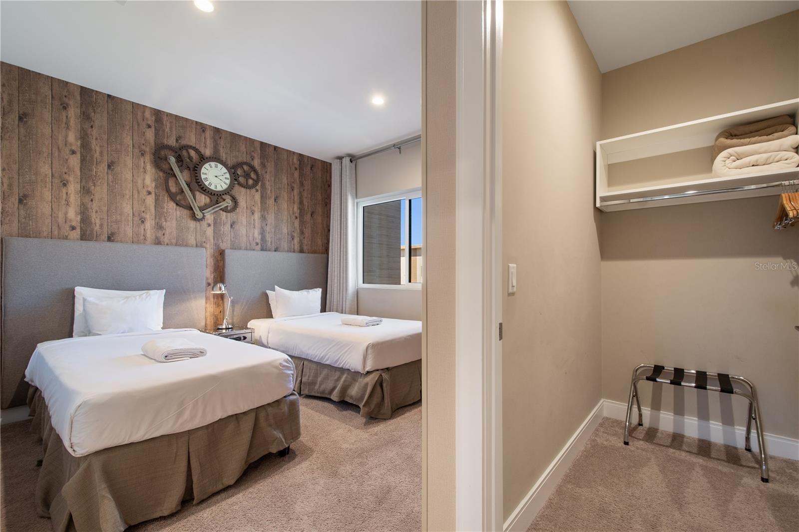 3056 ROCKEFELLER WAY