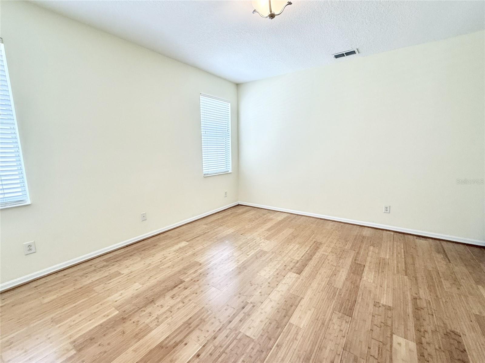 8737 LEELAND ARCHER BLVD